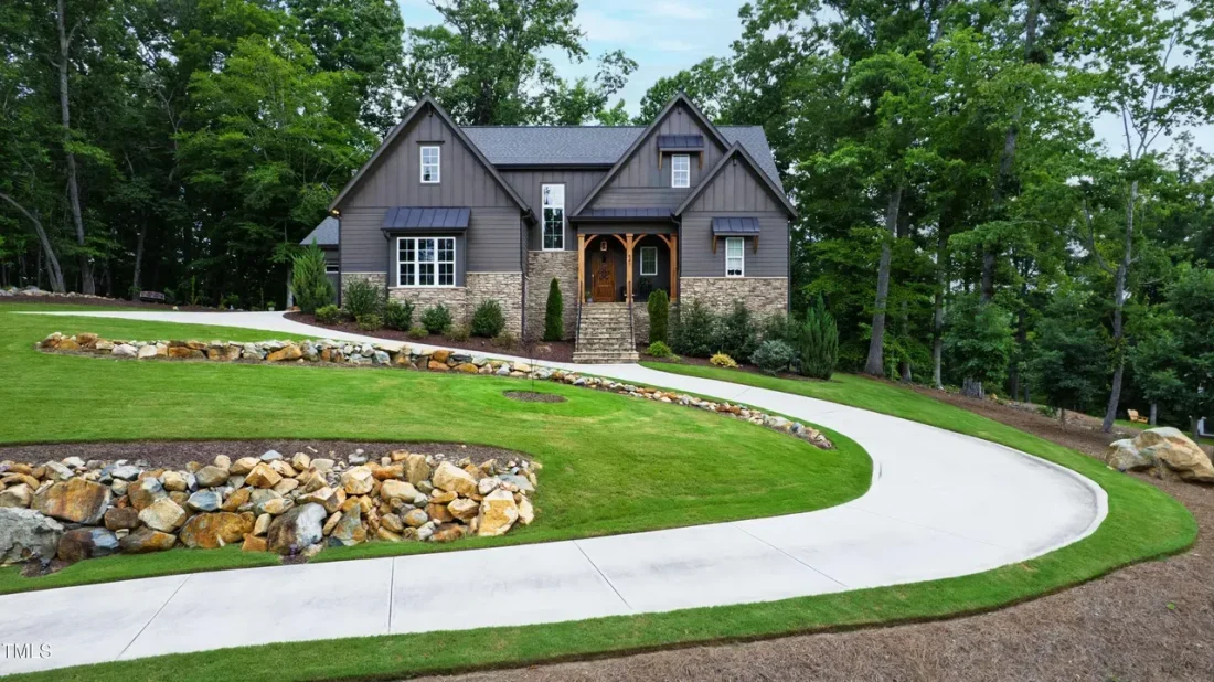 modern farmhouse (33)