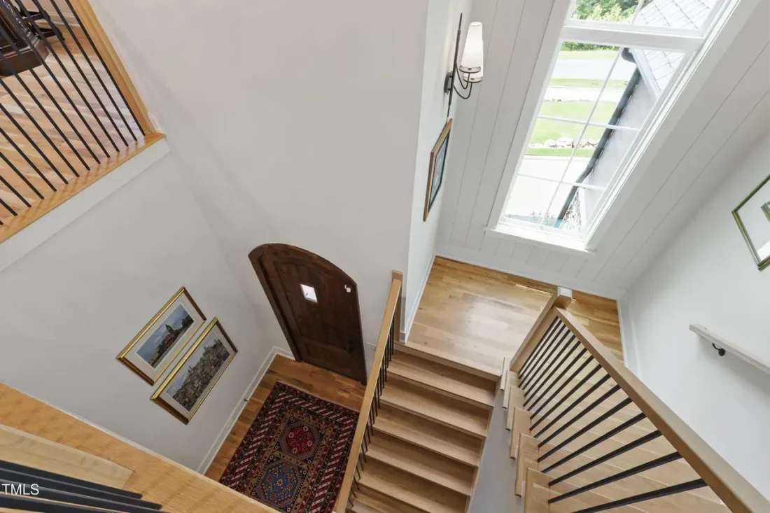 modern farmhouse (38)