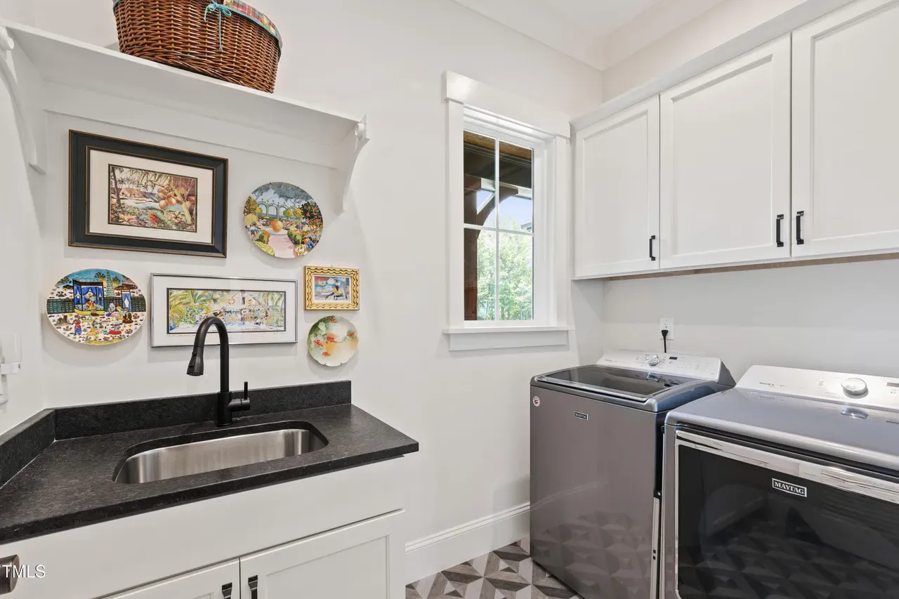 modern farmhouse (40)