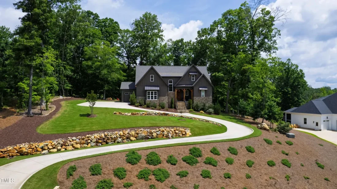 modern farmhouse (52)