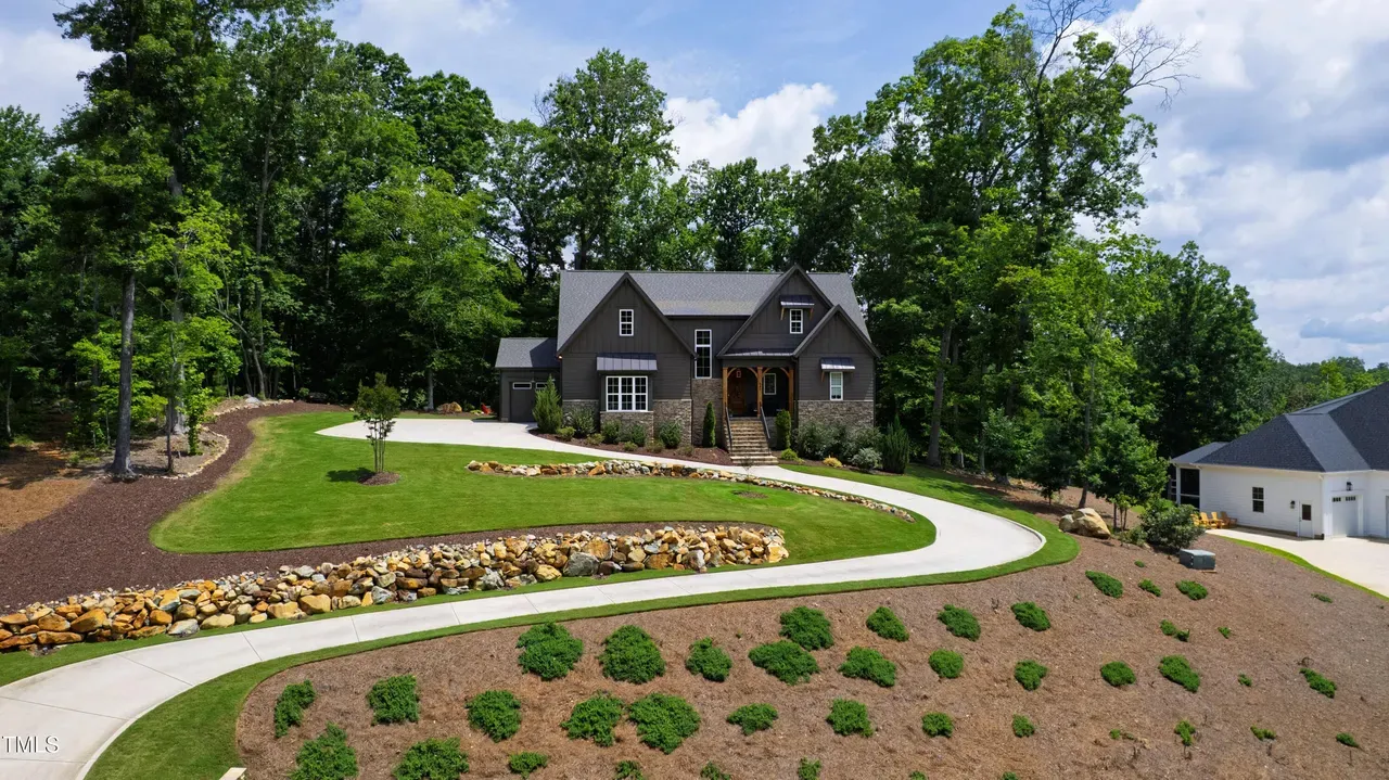 modern farmhouse (52)