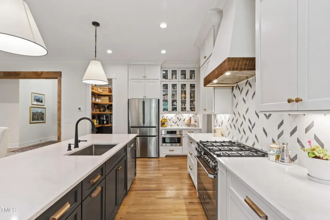 modern farmhouse (64)