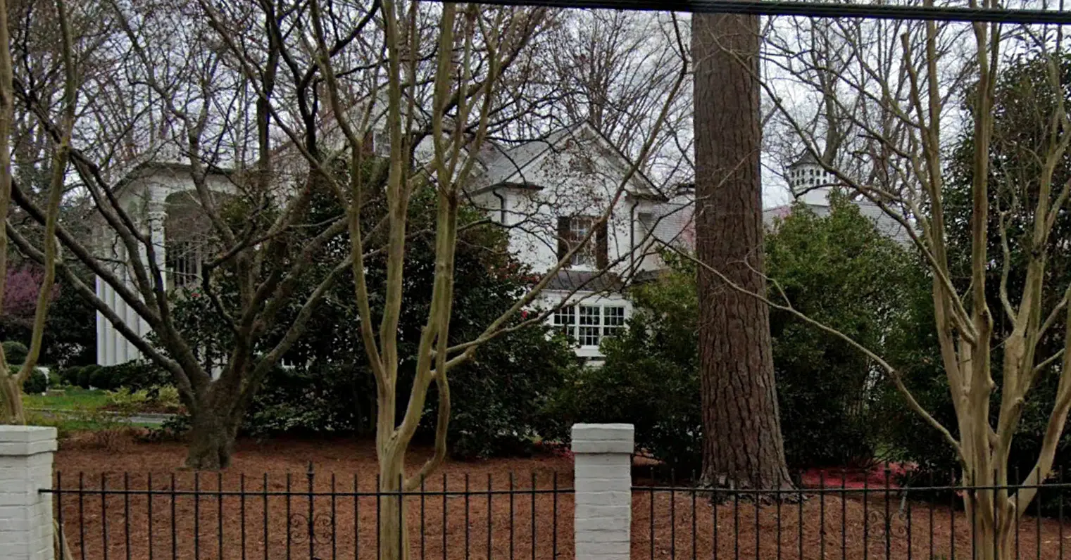 colonial luxury2
