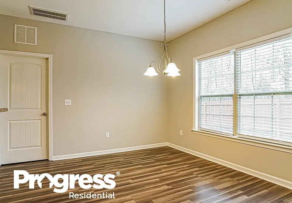 ec4eb5cb8e60e3d6e4ad00230b1af19a-cc_ft_960