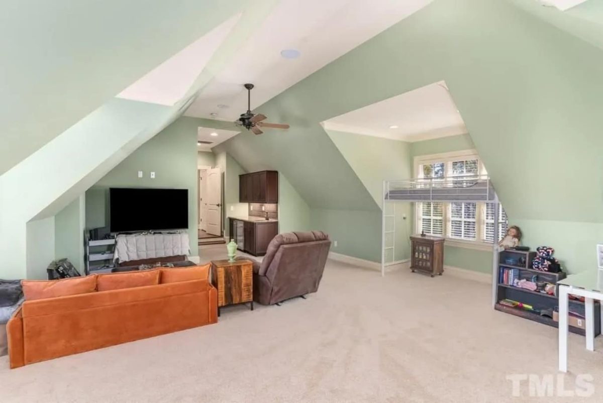 Elegant 2-Story House Plan with Vaulted Ceilings and Outdoor Living