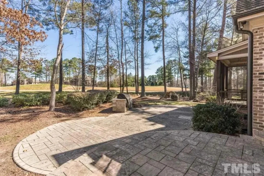 Elegant 2-Story House Plan with Vaulted Ceilings and Outdoor Living
