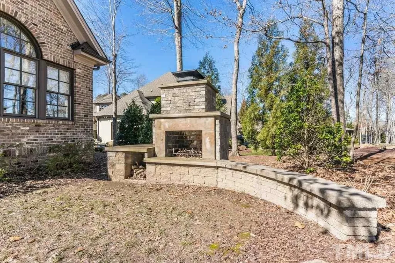 9-1829B HOUSE PLAN - Elegant House Plan with CAD Designs, Spacious Layout & Features 36 Elegant 2-Story House Plan with Vaulted Ceilings and Outdoor Living