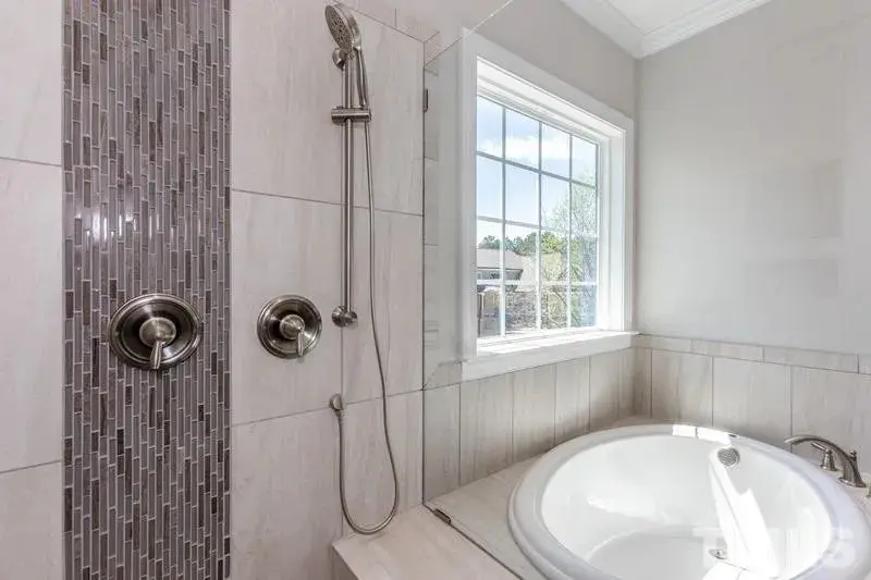 MYHFP 17-1527 IMAGE_Page_14