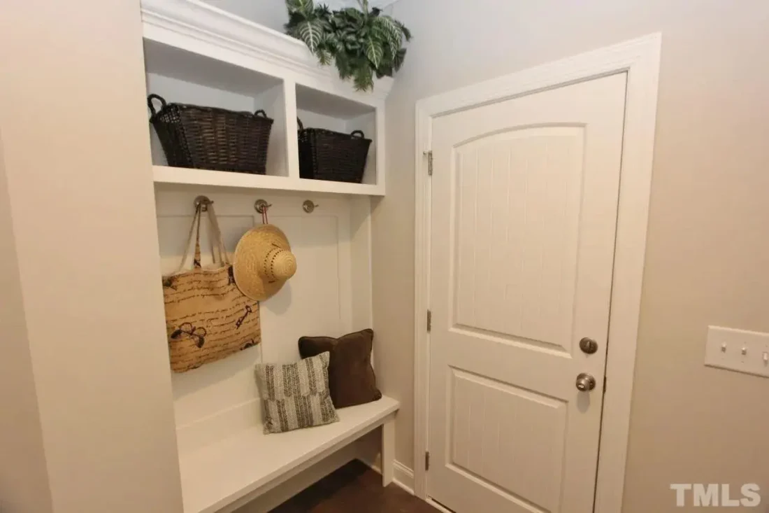 MYHFP 17-1527 IMAGE_Page_25