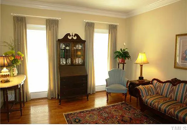 6e4ec57cd964cf1feceb4d8333e0f1b0-cc_ft_1536