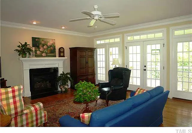 0c01cc679ab8f318caad315771dec91a-cc_ft_768