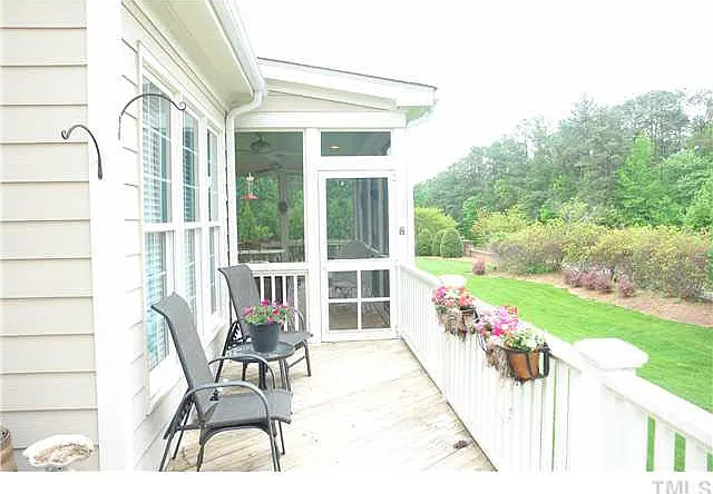 85ffc463c1a1364813c34feda06c7a2c-cc_ft_768