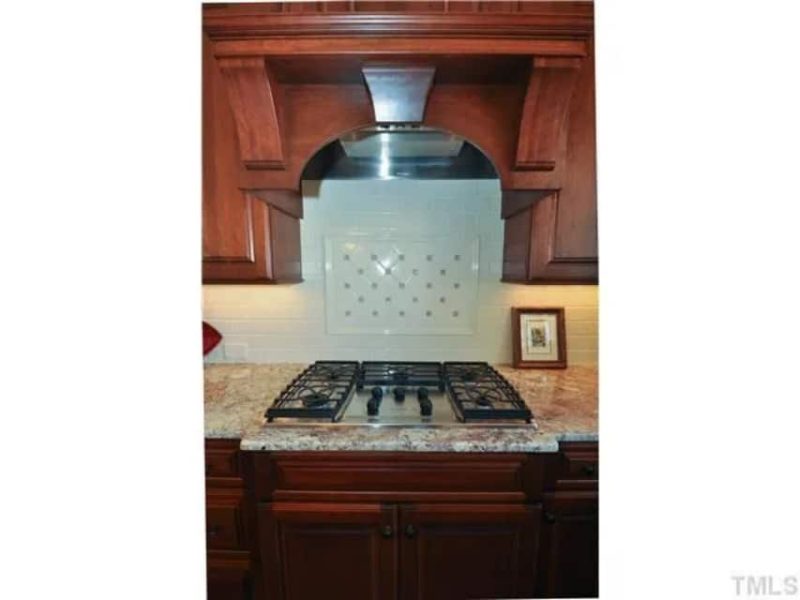 Traditional Craftsman Home Plan with Vaulted Ceilings & Open Floor Layout