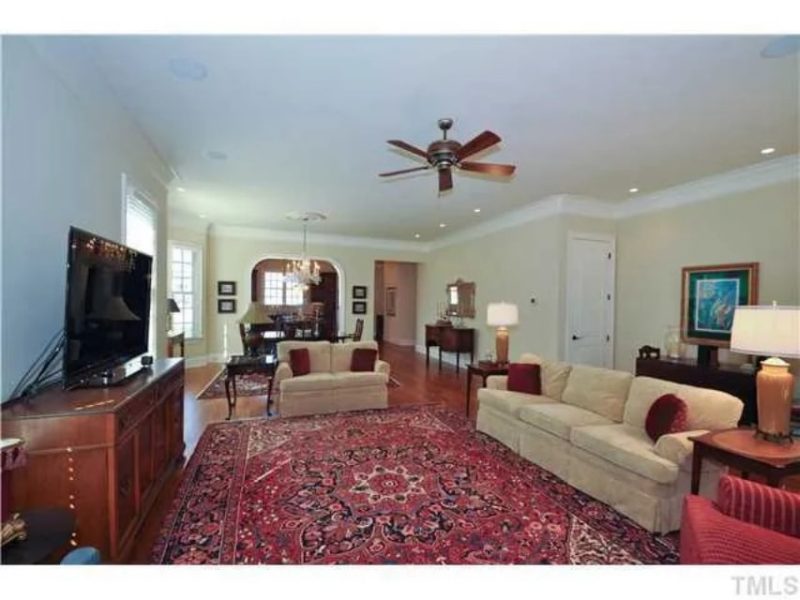 Traditional Craftsman Home Plan with Vaulted Ceilings & Open Floor Layout