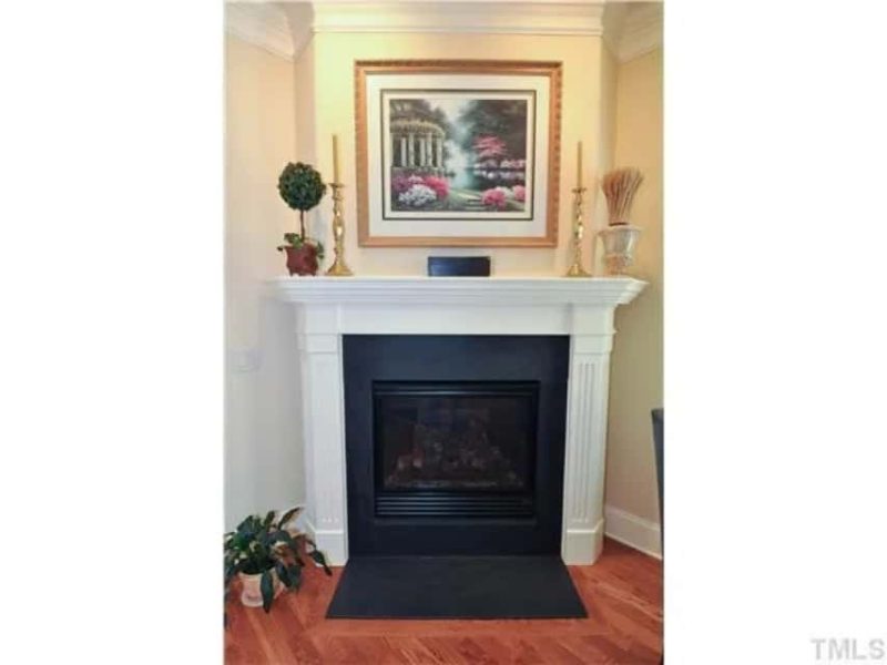 Traditional Craftsman Home Plan with Vaulted Ceilings & Open Floor Layout