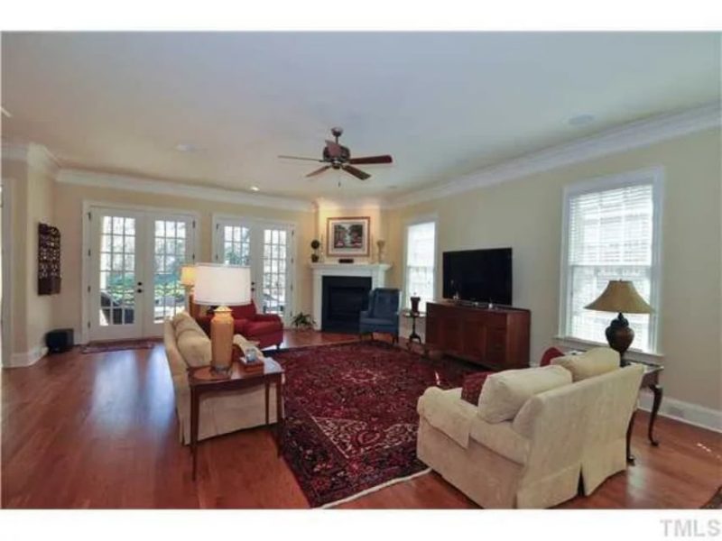 Traditional Craftsman Home Plan with Vaulted Ceilings & Open Floor Layout