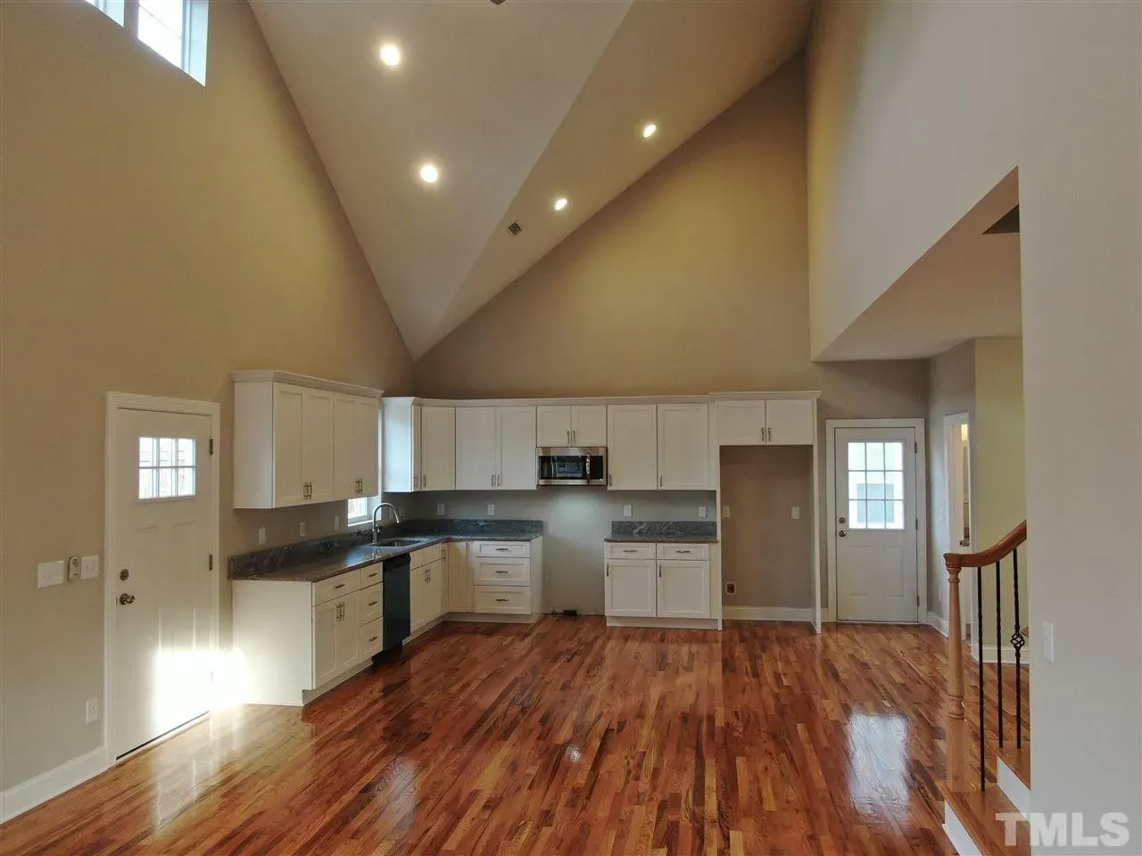 COTTAGE (12)