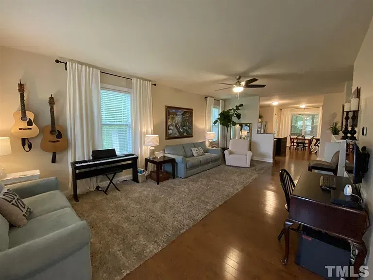 9c01369ec03d43ef04253c6af82a11cb-cc_ft_768