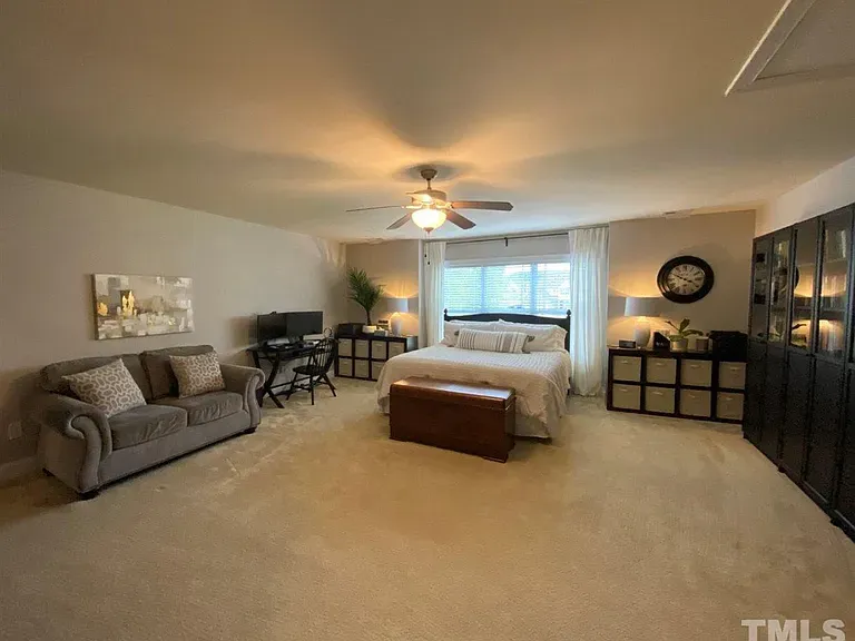 19545139d66bbdd23e44545049064fcf-cc_ft_768