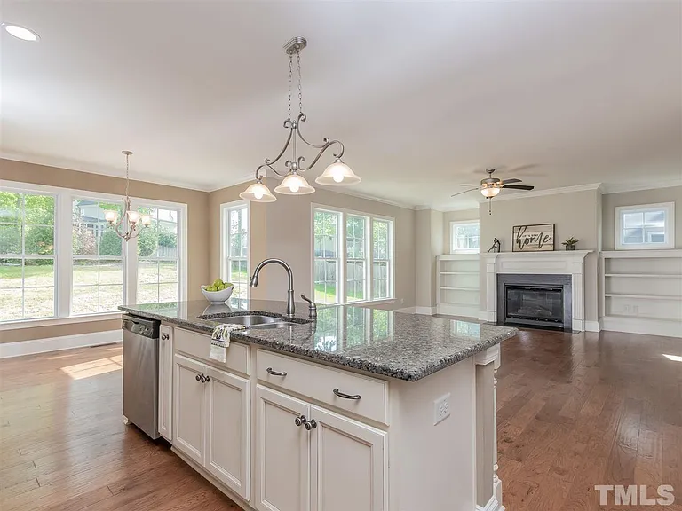 8932771ba9a8fca795464aa8b0685764-cc_ft_768