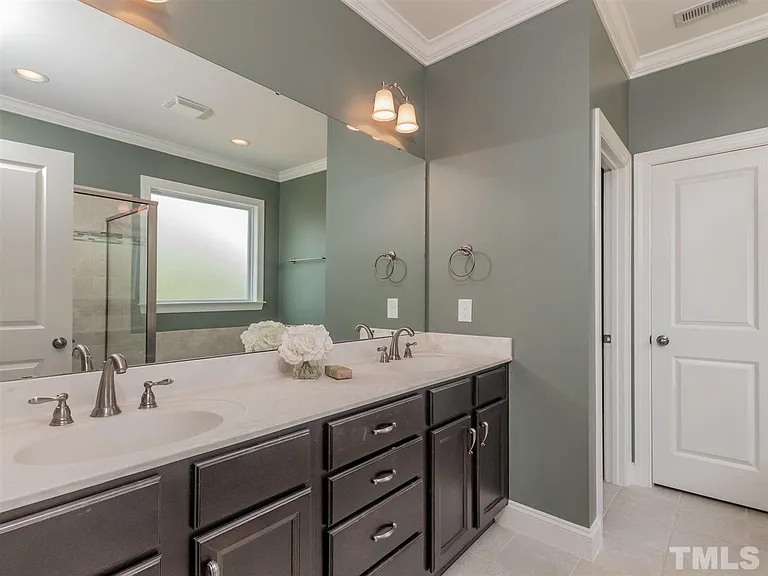 ea04cdf1f9aac7992be208578f75d5dc-cc_ft_768