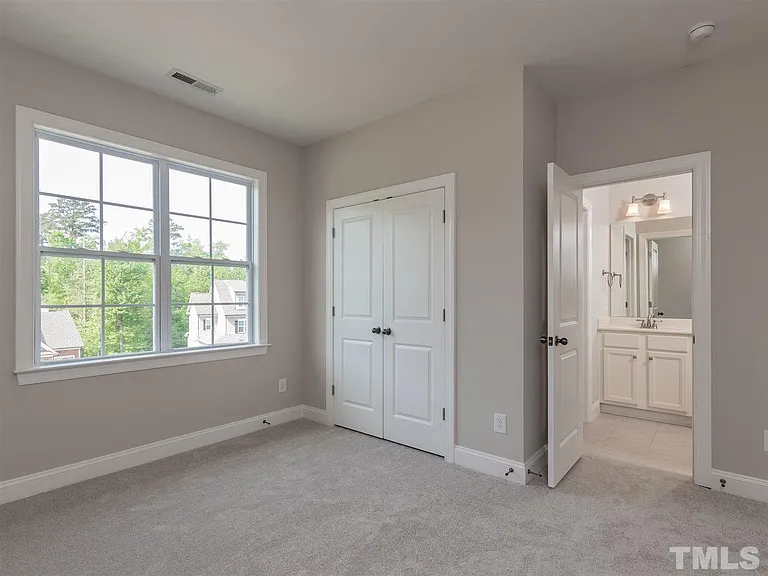 414e0b56b98f7d478af3cccbbe3822b0-cc_ft_768