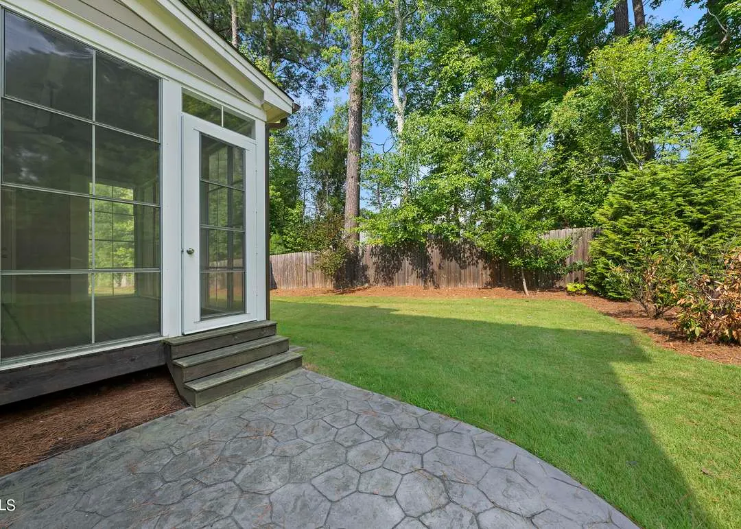 genMid.10042168_12_0