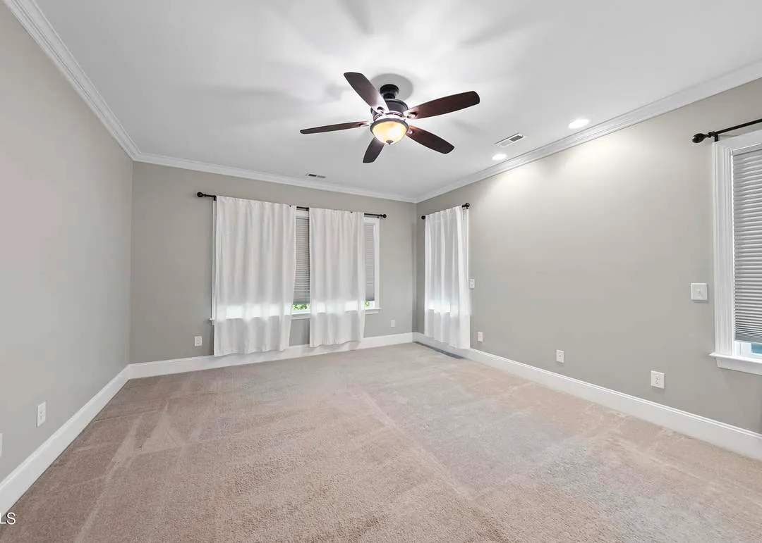 genMid.10042168_22_0