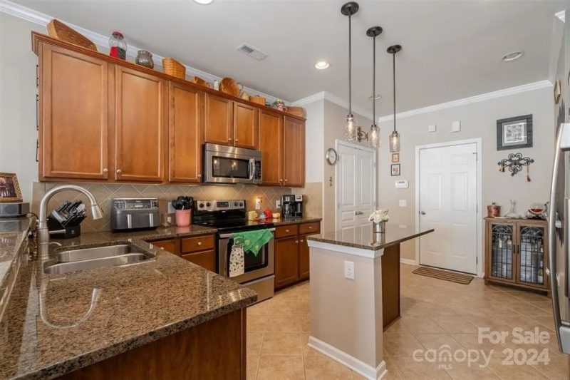 Modern Craftsman Townhome Plan with 3 Bedrooms & Open Layout