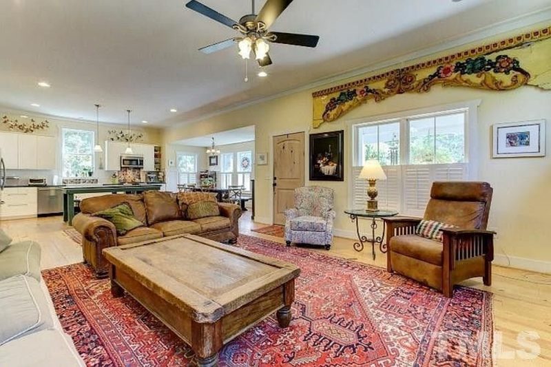 Spacious 3-Bedroom Single-Story House Plan with Detached Garage