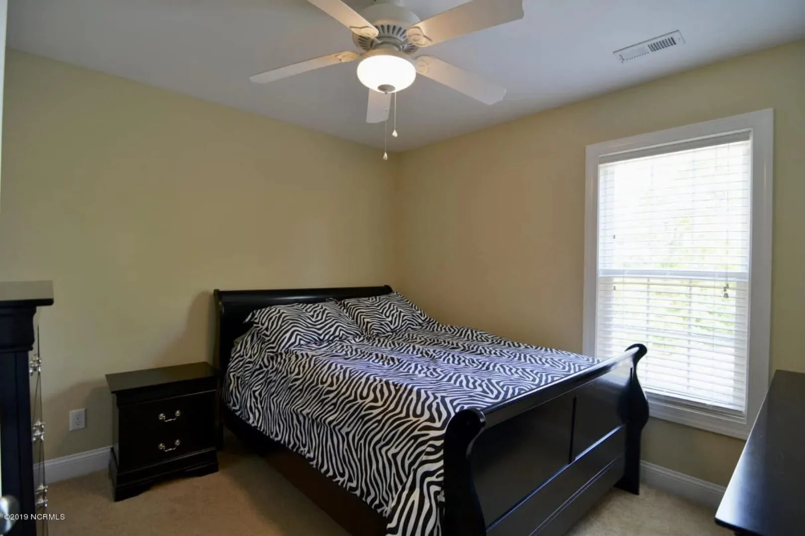 9-1849 HOUSE PLAN - Coastal House Plan with 3 Bedrooms, 2 Baths & CAD Designs 18 9-1849 HOME PLAN