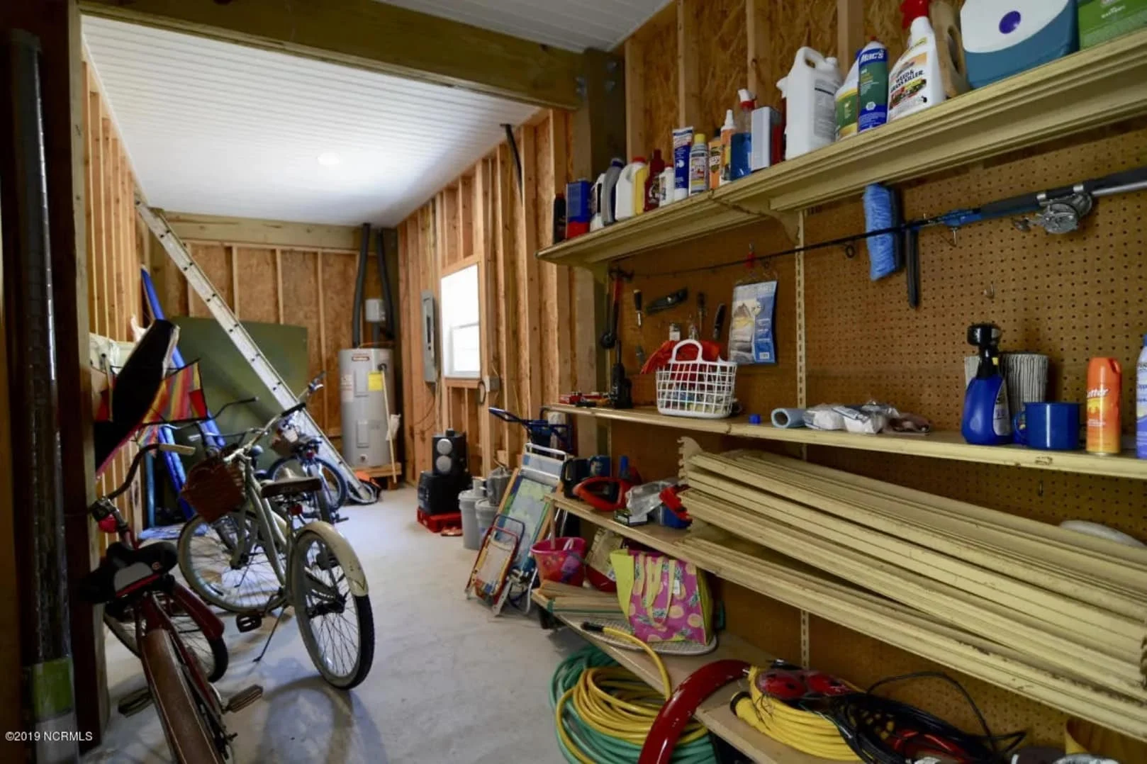 9-1849 HOUSE PLAN - Coastal House Plan with 3 Bedrooms, 2 Baths & CAD Designs 33 Coastal Home Plan with 3 Bedrooms, 2 Baths & CAD Designs