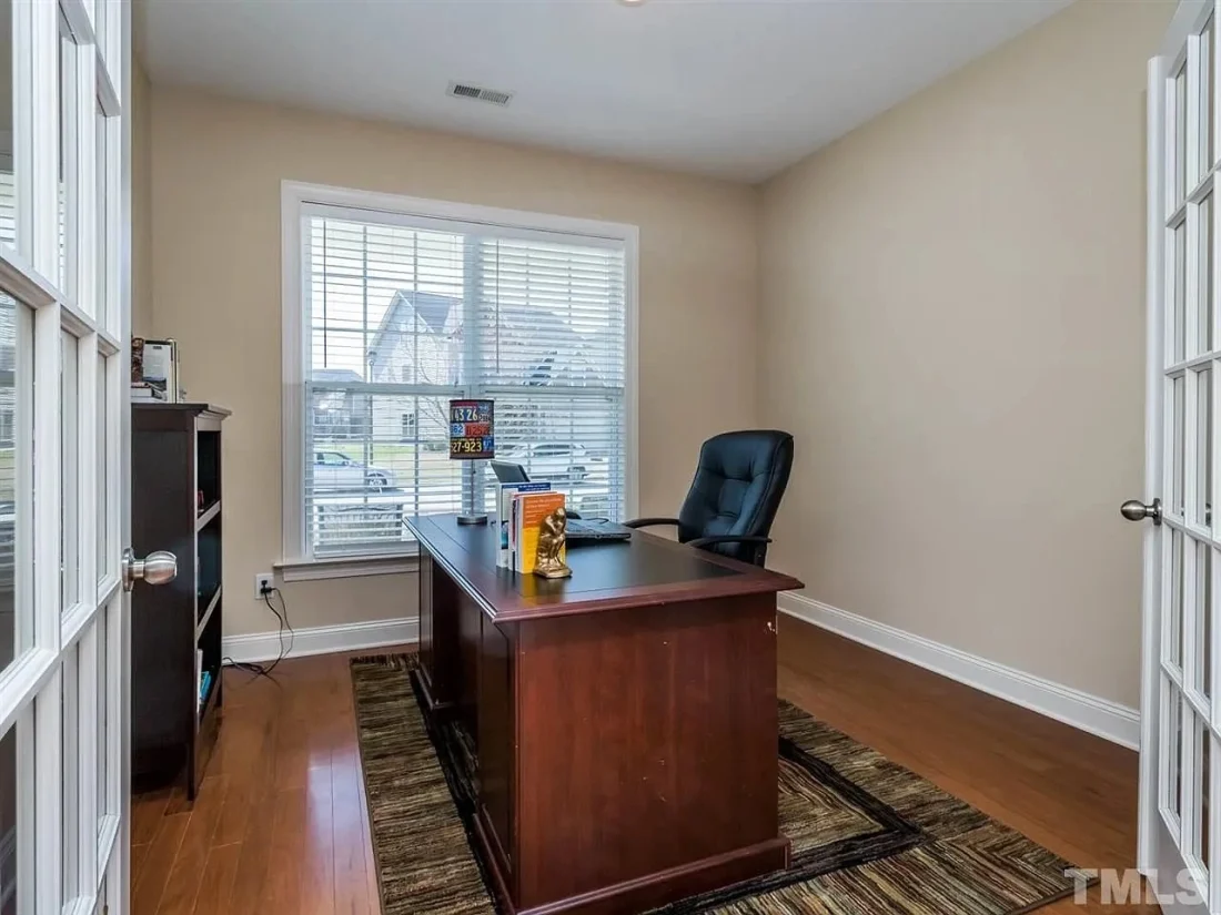 7f642e3a2323997089025a34ccb95ba8-cc_ft_1536