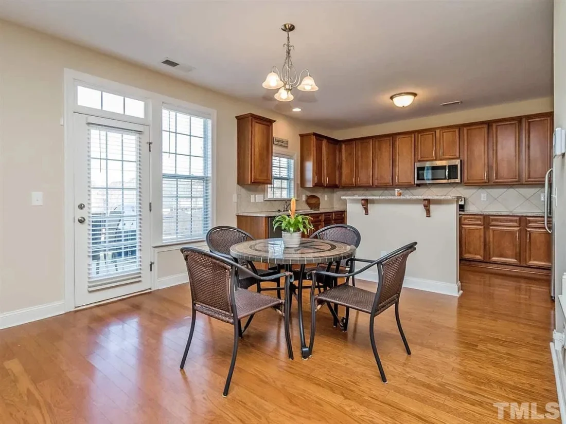 a31156cd0e0b55acf4dfd9bbe8fd9637-cc_ft_1536