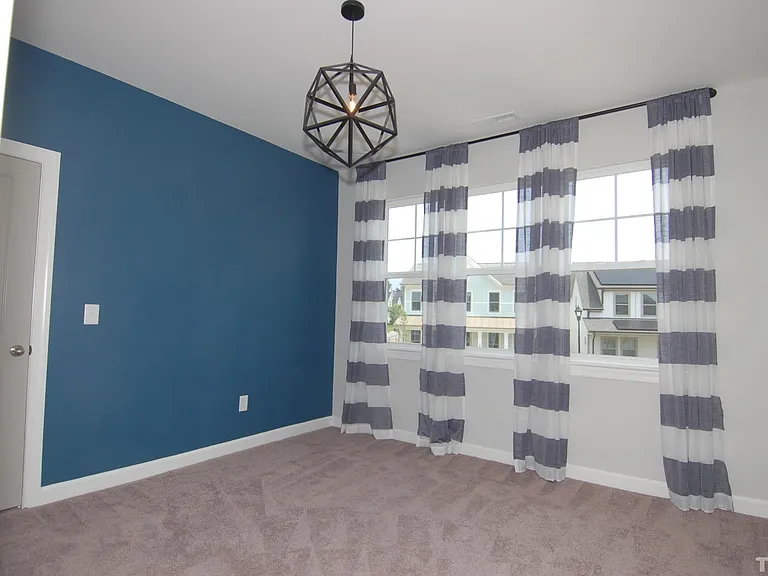 6ebe85ea025f62f5a186f3f9df78f991-cc_ft_768