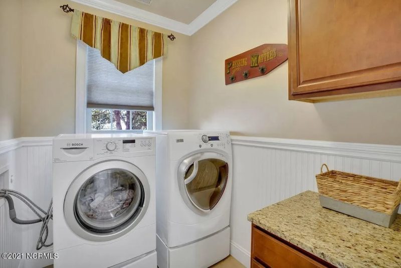 Elegant 2-Story Home Plan with 4 Beds, CAD Blueprint Designs