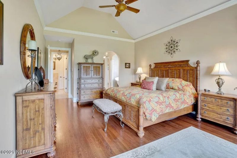 Elegant 2-Story Home Plan with 4 Beds, CAD Blueprint Designs