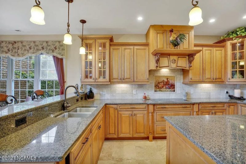 Elegant 2-Story Home Plan with 4 Beds, CAD Blueprint Designs