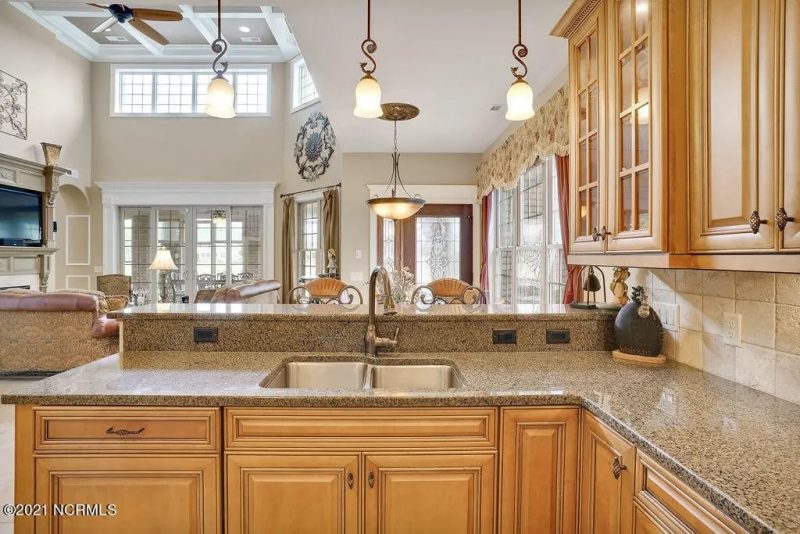 Elegant 2-Story Home Plan with 4 Beds, CAD Blueprint Designs