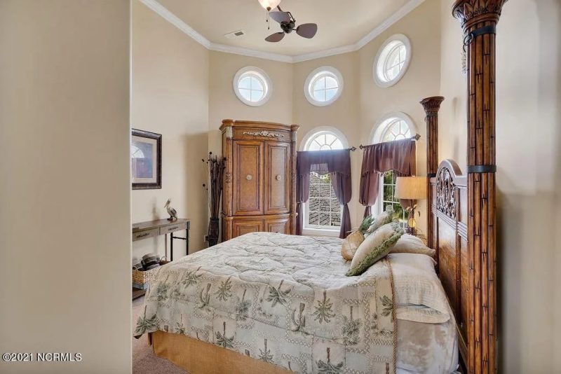 Elegant 2-Story Home Plan with 4 Beds, CAD Blueprint Designs