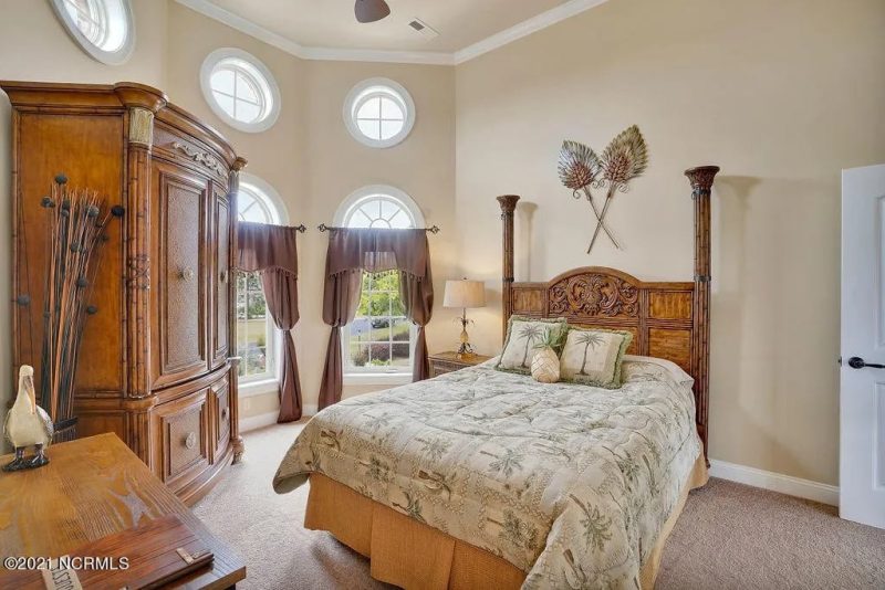 Elegant 2-Story Home Plan with 4 Beds, CAD Blueprint Designs