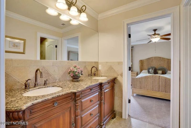 Elegant 2-Story Home Plan with 4 Beds, CAD Blueprint Designs