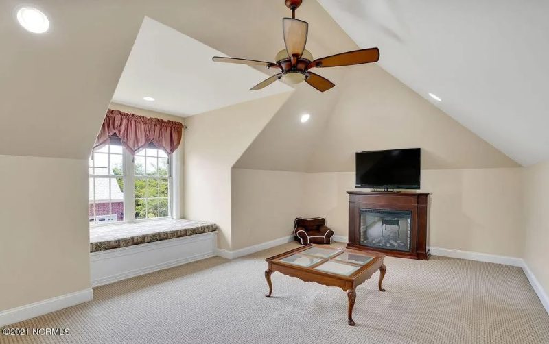 Elegant 2-Story Home Plan with 4 Beds, CAD Blueprint Designs