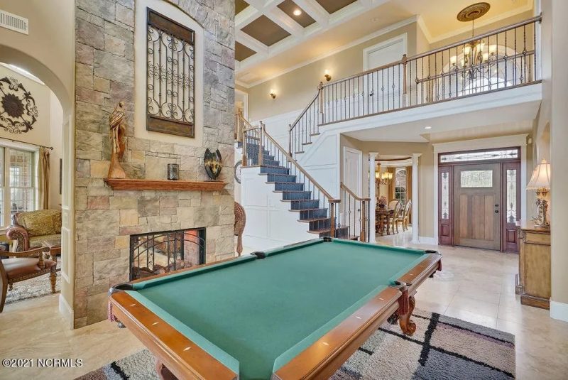 Elegant 2-Story Home Plan with 4 Beds, CAD Blueprint Designs