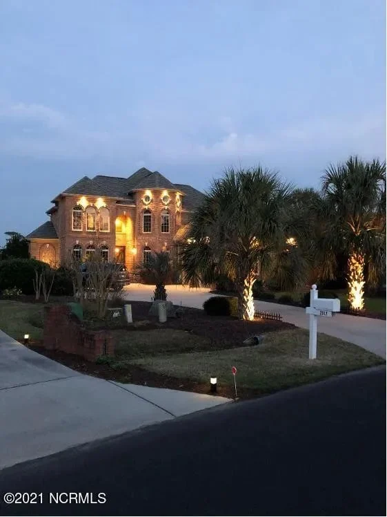 Elegant 2-Story Home Plan with 4 Beds, CAD Blueprint Designs