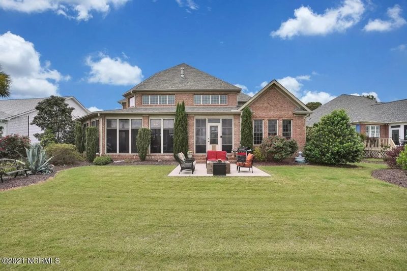 Elegant 2-Story Home Plan with 4 Beds, CAD Blueprint Designs