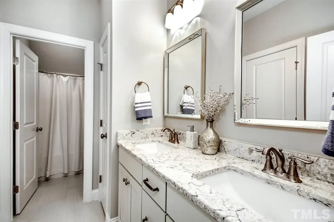 BRICK CRAFTSMAN (18)