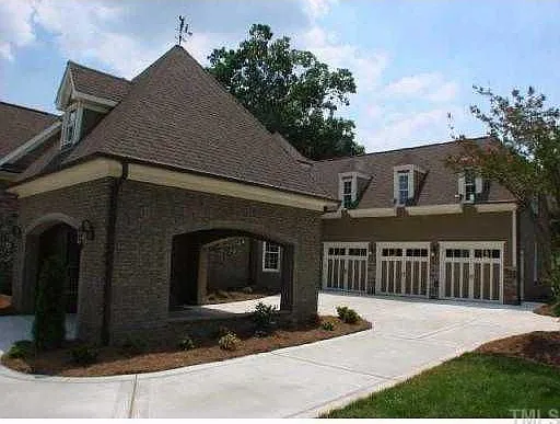 bd18d4c9f610d2e2b9946cb531c3ca59-cc_ft_1536