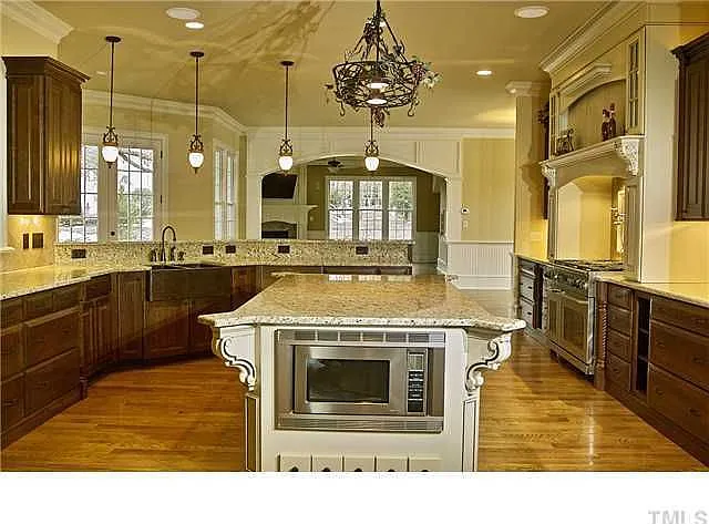 ca3f7514d91dc5cac2ee0871ce439d03-cc_ft_768