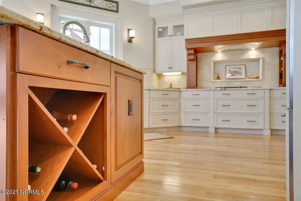 e9573b52a6743ac35a0fa4f7d6df05ddl-m1485389553rd-w1280_h960